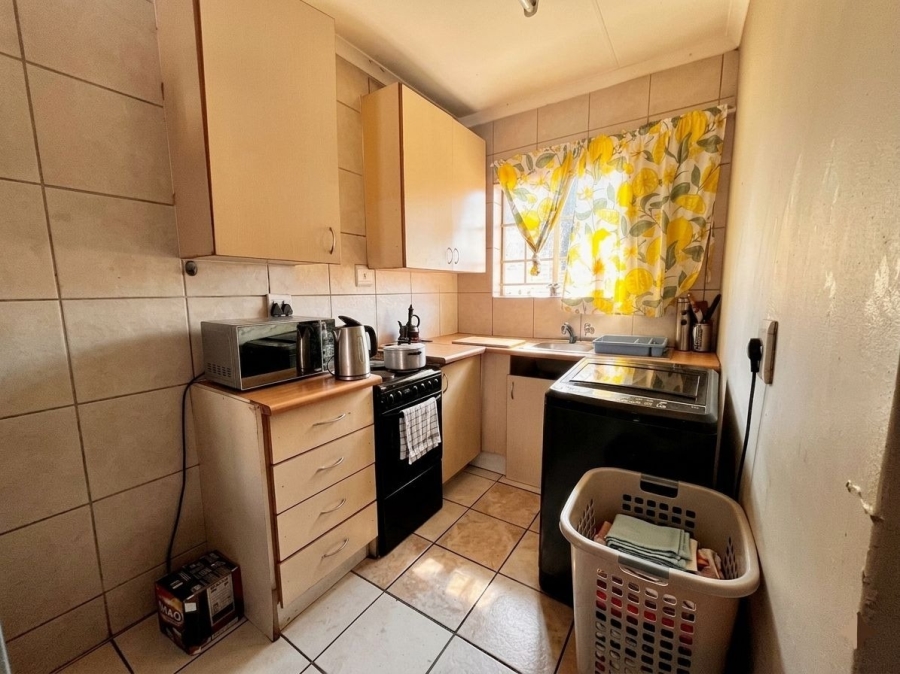 2 Bedroom Property for Sale in Oos Einde North West